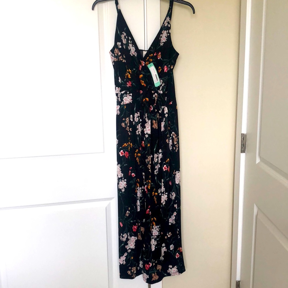 Kaileigh brand size M Jumpsuit! Never worn!